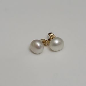 Clasic 14K Pearl Stud Earrings